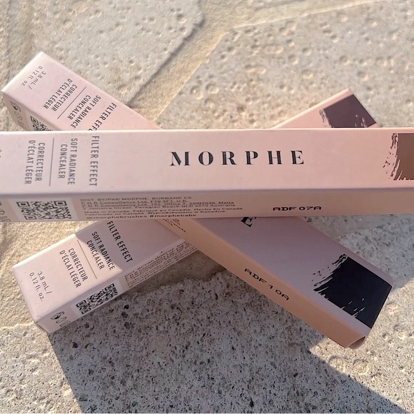 Morphe Filter Effect Soft Radiance Concealer in Shade Deep 38 (Neutral), 3.8 mL. - Picture 15 of 16